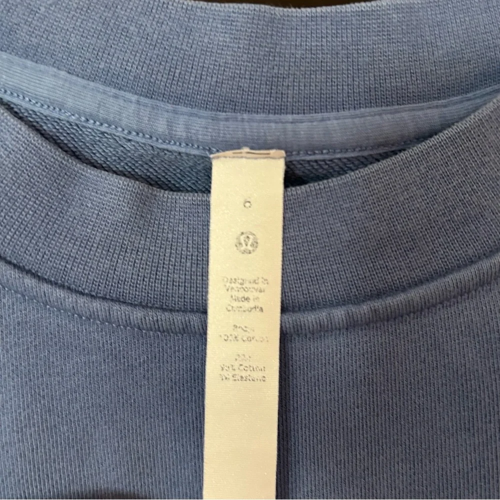 Lululemon Sweater Womens 6 Blue Oversized Pullover Crew Neck Sweatshirt - Picture 4 of 5